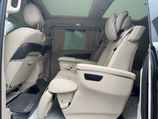 Mercedes-Benz V-Class 2024 V 300 Premium Edition interior photo 13 Mercedes-Benz V-Class 2024 V 300 Premium Edition interior photo 13