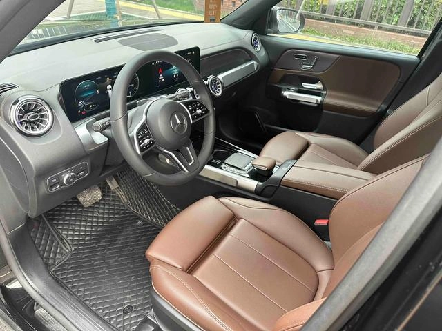 Mercedes-Benz GLB 2021 GLB 200 Estilo de moda exterior foto 7