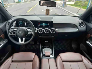 Mercedes-Benz GLB 2021 GLB 200 Estilo de moda exterior foto 8