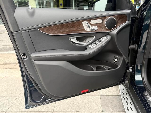 Mercedes-Benz GLC 2022 GLC 300 L 4MATIC Dynamic exterior photo 10 Mercedes-Benz GLC 2022 GLC 300 L 4MATIC Dynamic exterior photo 10