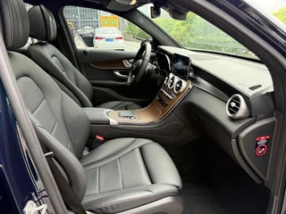 Mercedes-Benz GLC 2022 GLC 300 L 4MATIC Dynamic interior photo 12 Mercedes-Benz GLC 2022 GLC 300 L 4MATIC Dynamic interior photo 12
