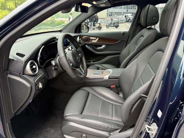 Mercedes-Benz GLC 2022 GLC 300 L 4MATIC Dynamic interior photo 15 Mercedes-Benz GLC 2022 GLC 300 L 4MATIC Dynamic interior photo 15