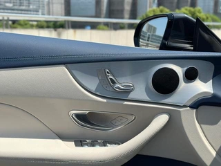 Mercedes-Benz E-Class (Imported) 2023 E 260 Coupé intérieur photo 14 Mercedes-Benz E-Class (Imported) 2023 E 260 Coupé intérieur photo 14