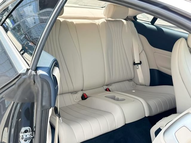 Mercedes-Benz E-Class (Imported) 2023 E 260 Coupé intérieur photo 18 Mercedes-Benz E-Class (Imported) 2023 E 260 Coupé intérieur photo 18