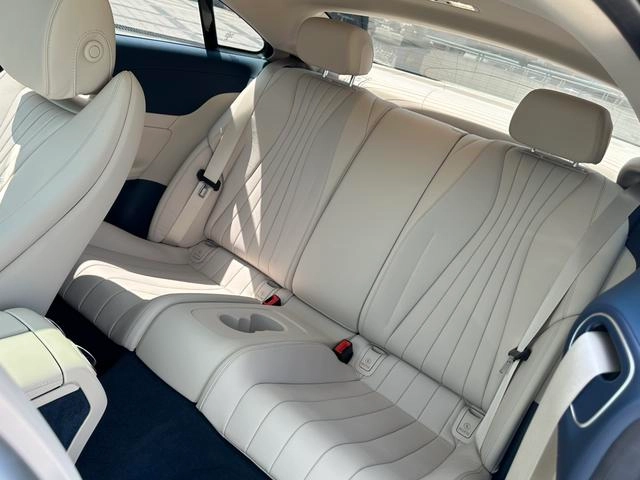Mercedes-Benz E-Class (Imported) 2023 E 260 Coupé intérieur photo 19 Mercedes-Benz E-Class (Imported) 2023 E 260 Coupé intérieur photo 19
