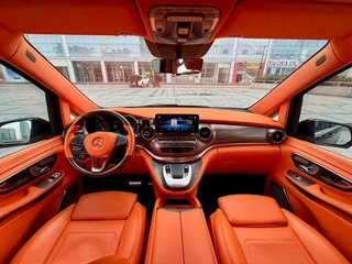 Mercedes-Benz V-Class 2022 V 260 L Длинная колесная база интерьер фото 8