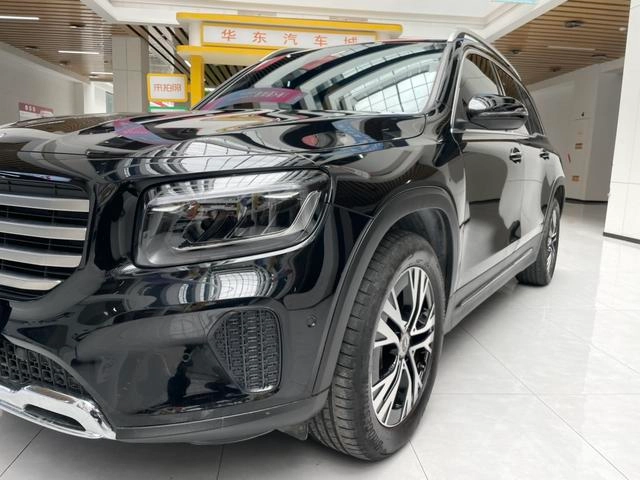 Mercedes-Benz GLB 2024 GLB 220 Dynamic exterior photo 7 Mercedes-Benz GLB 2024 GLB 220 Dynamic exterior photo 7