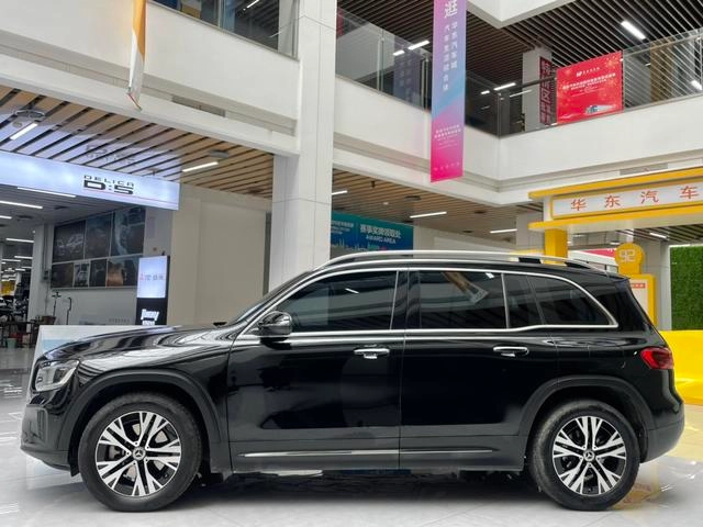 Mercedes-Benz GLB 2024 GLB 220 Dynamic exterior photo 9 Mercedes-Benz GLB 2024 GLB 220 Dynamic exterior photo 9
