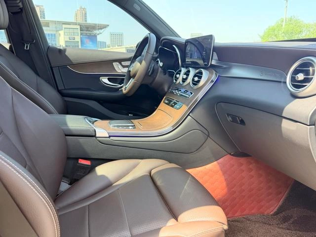 Mercedes-Benz GLC 2022 GLC 300 L 4MATIC Dynamic exterior photo 4