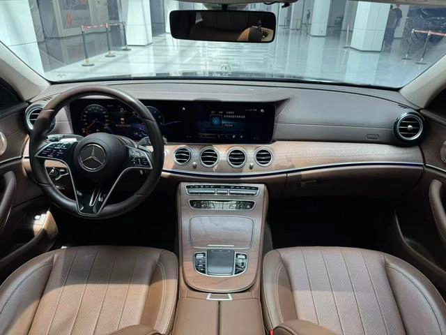 Mercedes-Benz E-Class 2023 E 300 L Fashionable Passenger car interior photo 13 Mercedes-Benz E-Class 2023 E 300 L Fashionable Passenger car interior photo 13
