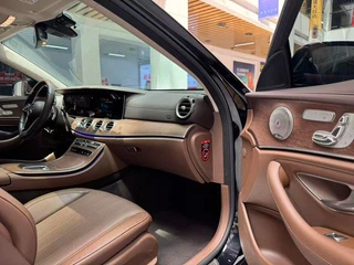 Mercedes-Benz E-Class 2023 E 300 L Fashionable Passenger car interior photo 16 Mercedes-Benz E-Class 2023 E 300 L Fashionable Passenger car interior photo 16