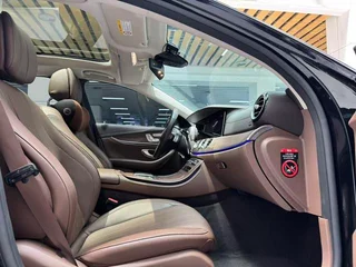 Mercedes-Benz E-Class 2023 E 300 L Fashionable Passenger car interior photo 17 Mercedes-Benz E-Class 2023 E 300 L Fashionable Passenger car interior photo 17