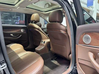 Mercedes-Benz E-Class 2023 E 300 L Fashionable Passenger car interior photo 18 Mercedes-Benz E-Class 2023 E 300 L Fashionable Passenger car interior photo 18