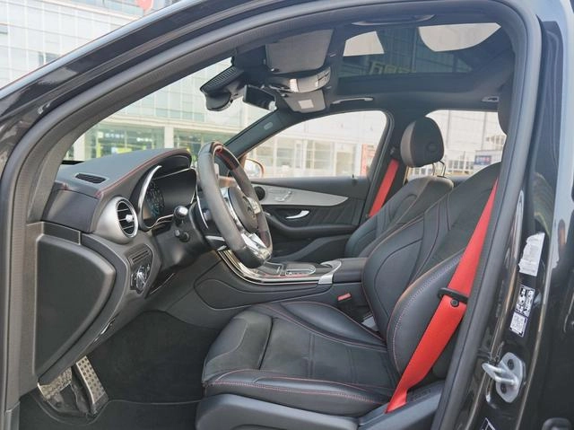 Mercedes-Benz Mercedes-AMG GLC AMG 2022 AMG GLC 43 4MATIC interior photo 9