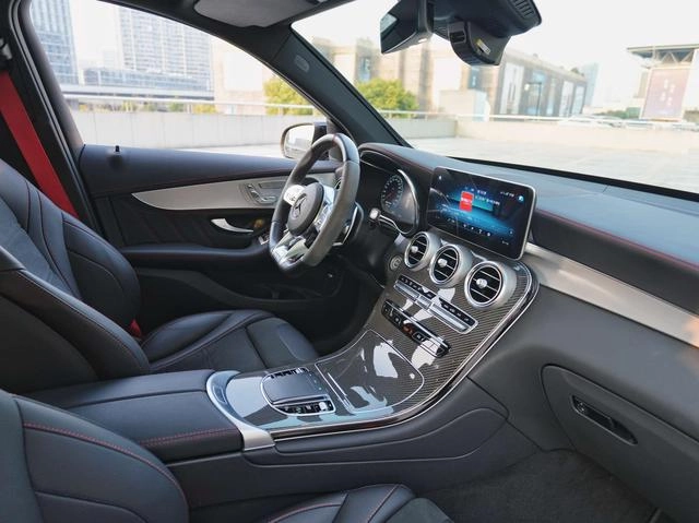 Mercedes-Benz Mercedes-AMG GLC AMG 2022 AMG GLC 43 4MATIC interior photo 12
