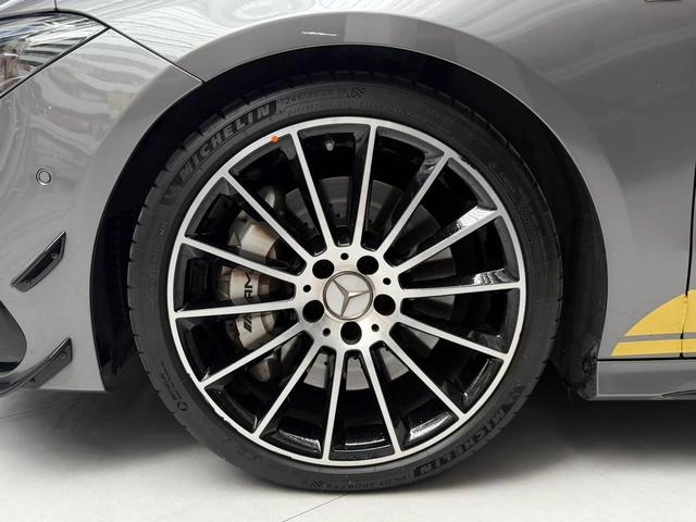 Mercedes-Benz Mercedes-AMG CLA AMG 2023 AMG CLA 35 4MATIC exterior foto 8 Mercedes-Benz Mercedes-AMG CLA AMG 2023 AMG CLA 35 4MATIC exterior foto 8
