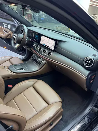 Mercedes-Benz E-Class 2022 Segundo cambio E 300 L De lujo Coche deportivo exterior foto 10 Mercedes-Benz E-Class 2022 Segundo cambio E 300 L De lujo Coche deportivo exterior foto 10