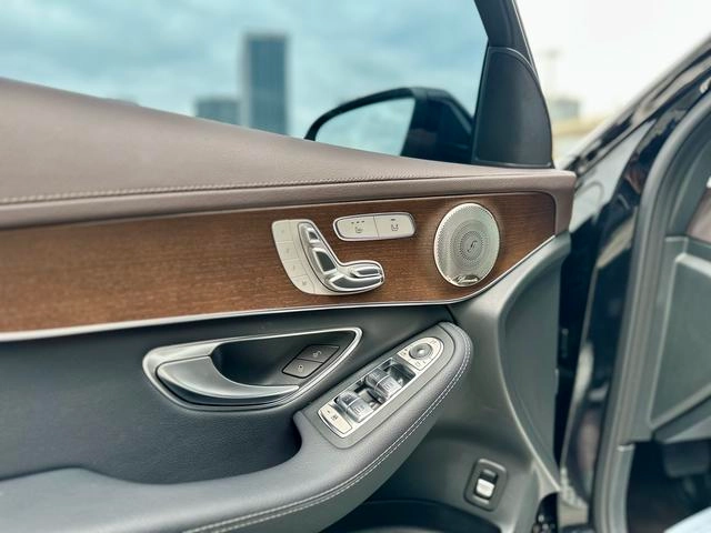 Mercedes-Benz GLC 2022 Reforma GLC 300 L 4MATIC De lujo interior foto 10 Mercedes-Benz GLC 2022 Reforma GLC 300 L 4MATIC De lujo interior foto 10