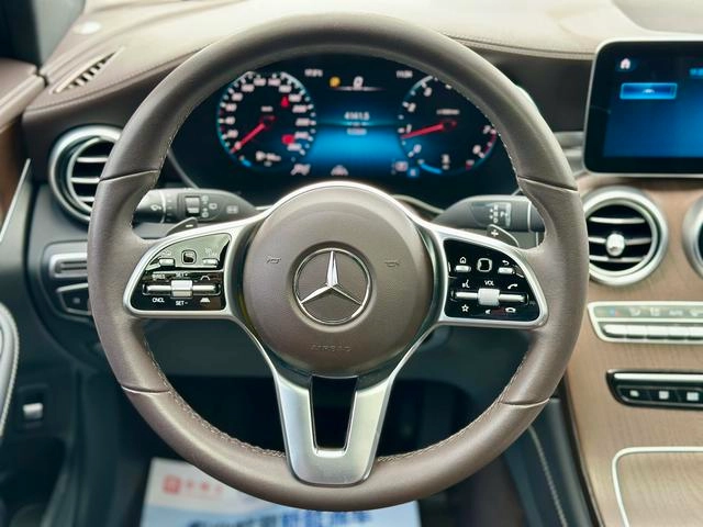 Mercedes-Benz GLC 2022 Reforma GLC 300 L 4MATIC De lujo interior foto 16 Mercedes-Benz GLC 2022 Reforma GLC 300 L 4MATIC De lujo interior foto 16