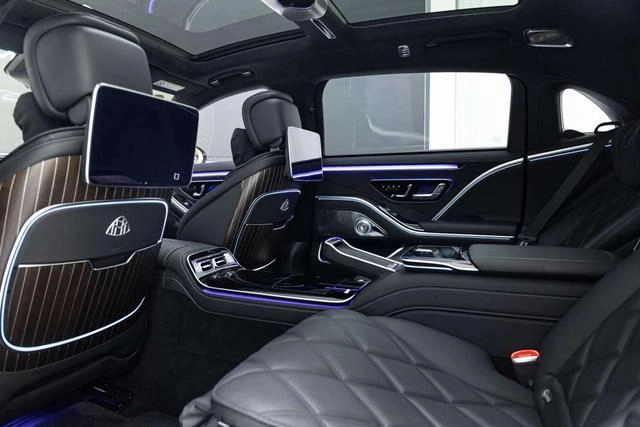 Mercedes-Benz Mercedes-Maybach S-Class 2022 S 680 4MATIC interior foto 19