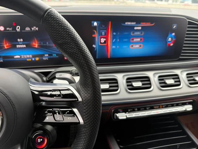 Mercedes-Benz GLE AMG 2024 AMG GLE 53 4MATIC interior foto 11