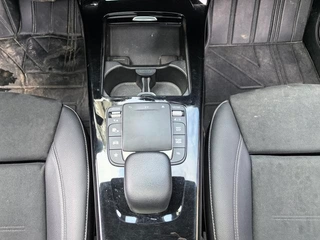 Mercedes-Benz A-Class 2021 A 200 L Спортивный седан Модная версия интерьер фото 11 Mercedes-Benz A-Class 2021 A 200 L Спортивный седан Модная версия интерьер фото 11