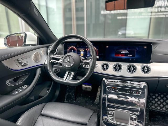 Mercedes-Benz E-Class (Imported) 2021 E 300 Coupé interior foto 12 Mercedes-Benz E-Class (Imported) 2021 E 300 Coupé interior foto 12
