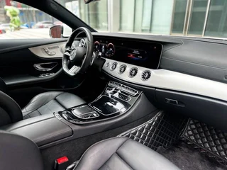Mercedes-Benz E-Class (Imported) 2021 E 300 Coupé interior foto 14 Mercedes-Benz E-Class (Imported) 2021 E 300 Coupé interior foto 14