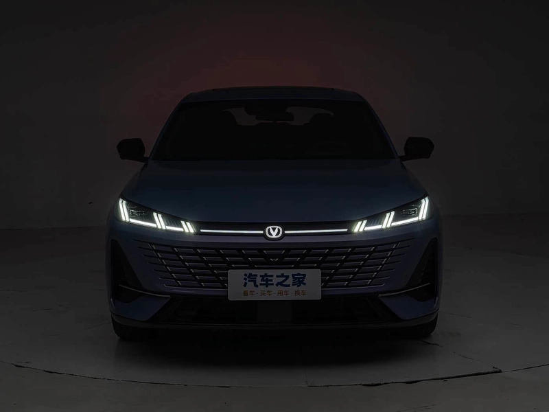 Changan Eado 2026 Fourth generation 1.5T 500Bar Pleasant Type exterior photo 2