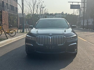 BMW 7 Series 2021 740Li Leading Type M Sports suit exterior photo 2