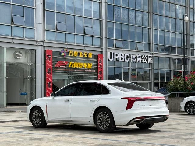 Hongqi H5 2023 2.0T Version automatique du drapeau Zhilian extérieur photo 4