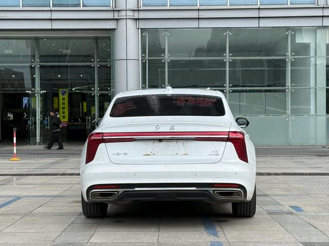 Hongqi H5 2023 2.0T Version automatique du drapeau Zhilian extérieur photo 5