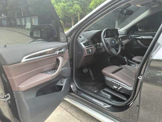 BMW X1 2021 Restyling xDrive25Li Premium Class interior photo 9
