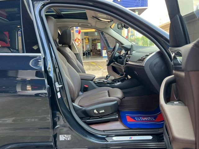 BMW X3 2022 xDrive25i M Sports suit exterior photo 3