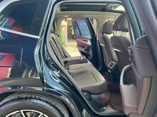 BMW X3 2022 xDrive25i M Sports suit interior photo 18