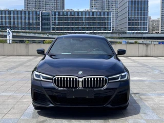 BMW 5 Series 2022 Restyling 525Li M Sports suit exterior photo 2