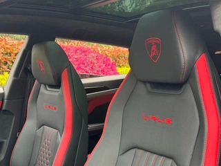 Lamborghini Urus 2023 4.0T V8 S interior photo 7