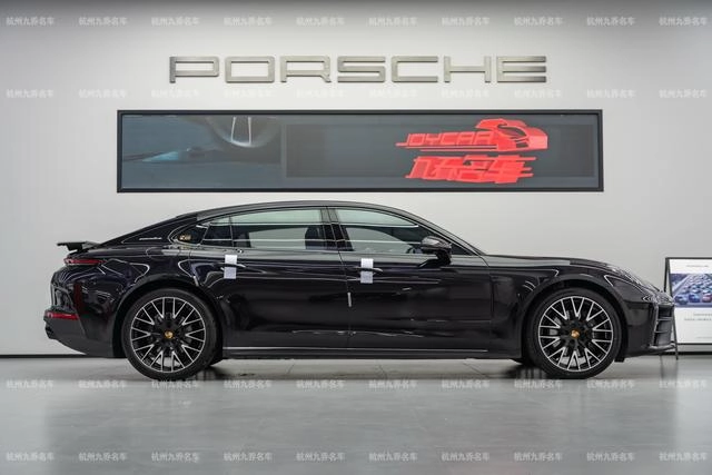 Porsche Panamera 2024 Panamera Executive extended version 2.9T exterior photo 4