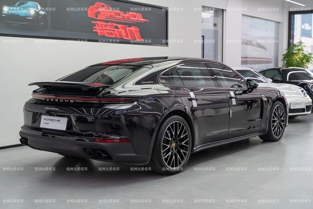 Porsche Panamera 2024 Panamera Executive extended version 2.9T exterior photo 7
