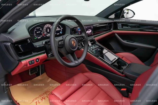Porsche Panamera 2024 Panamera Executive extended version 2.9T interior photo 15