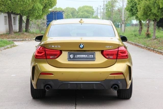 BMW 1 Series 2021 Restyling 125i M Sports Obsidian Night Edition interior photo 13