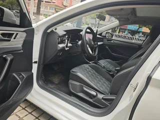 Volkswagen Sagitar 2023 280TSI DSG Premium Edition Lite interior photo 8