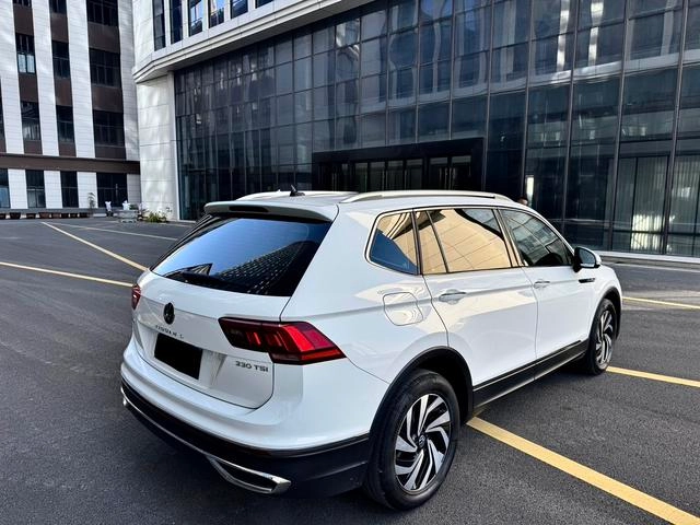 Volkswagen Tiguan L 2022 330TSI Auto Two-Drive Smart Edition exterior photo 5
