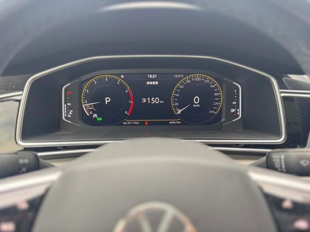 Volkswagen Tiguan L 2022 330TSI Auto Two-Drive Smart Edition interior photo 19
