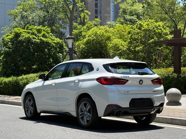 BMW X2 2023 sDrive25i M Off-road suit exterior photo 4
