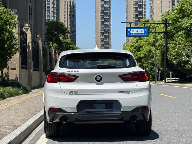 BMW X2 2023 sDrive25i M Off-road suit exterior photo 5