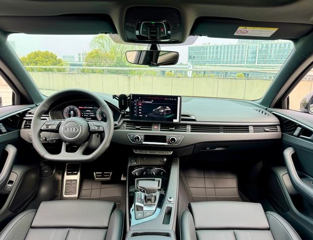 Audi A4L 2024 40 TFSI Deluxe Dynamic interior photo 7