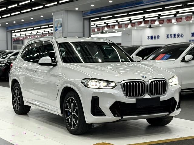 BMW X3 2022 xDrive25i M Sports suit exterior photo 3