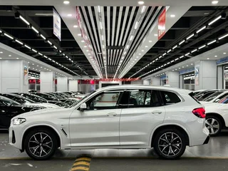 BMW X3 2022 xDrive25i M Sports suit exterior photo 7