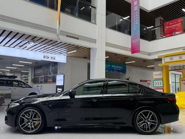 BMW M5 2021 M5 экстерьер фото 9